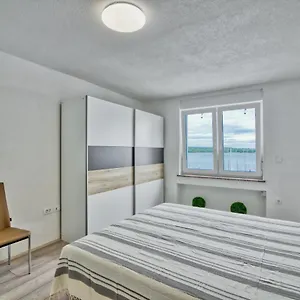  Apartamento Marina With Sea View Croacia